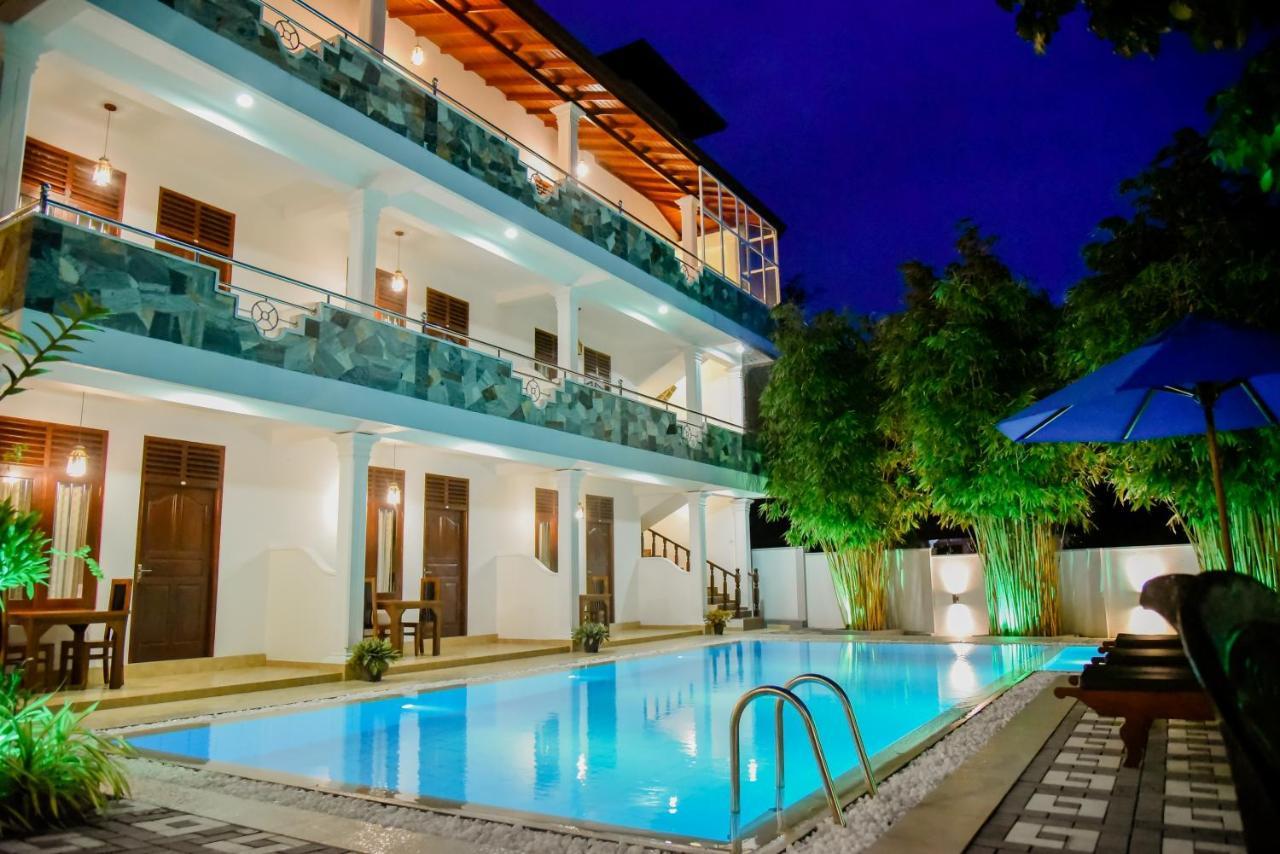 Villa De White Sambur Hikkaduwa Exterior photo